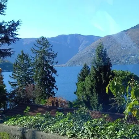 Casa Camelie * Pino Lago Maggiore