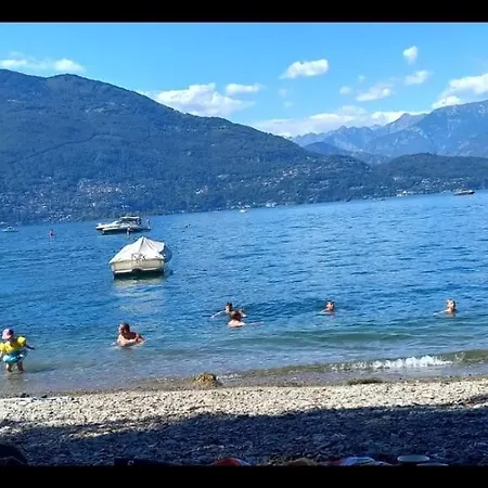Casa Camelie Pino Lago Maggiore