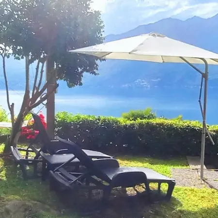 Holiday home Casa Camelie