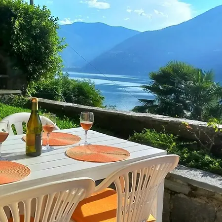 Semesterbostad Casa Camelie *