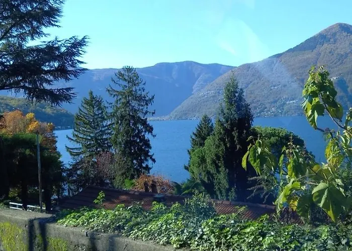 Casa Camelie * Pino Lago Maggiore