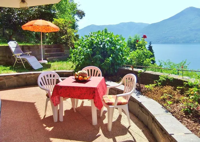 Casa Camelie * Pino Lago Maggiore