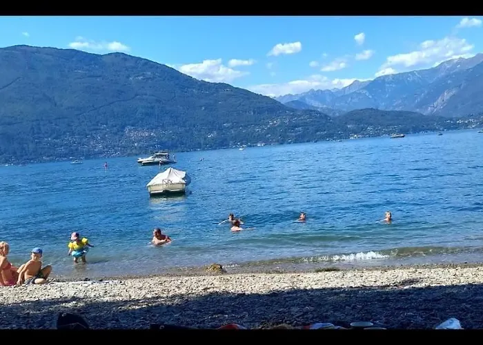 Casa Camelie Pino Lago Maggiore