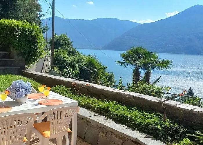 Casa Camelie * Pino Lago Maggiore